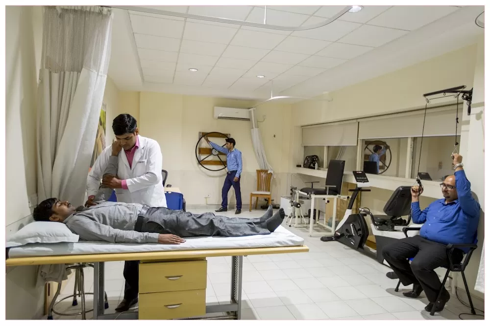 Miracles Mediclinic Sec 56, Gurugram - Photo 1