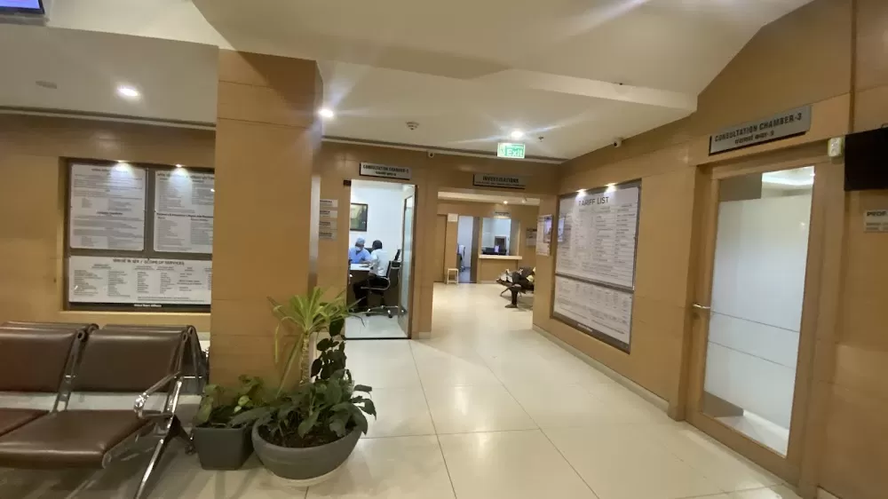 Bhopal Fracture Hospital - Best Orthopaedic Hospital | Trauma | Neurosurgery | Plastic Surgery | Gynaecology - Photo 4