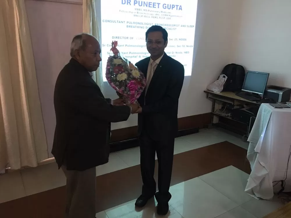 Dr Puneet Gupta-Lungs Care Centre - Photo 8
