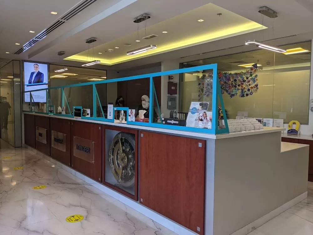 Novomed - Dubai Marina - Photo 1