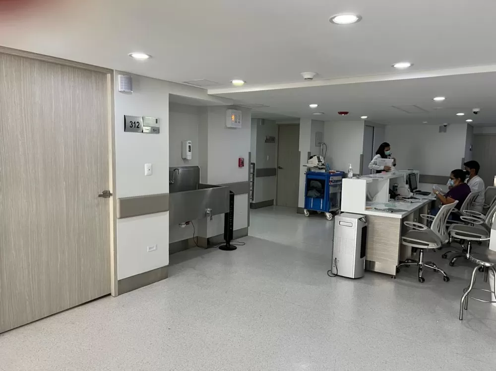 Hospital CAMI - Photo 1