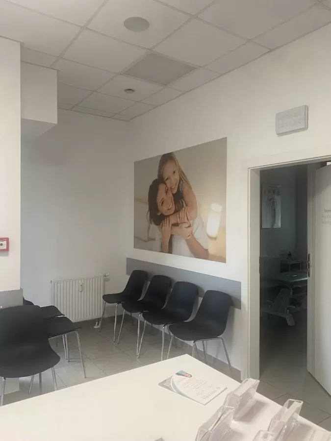 dr n. med Anna Wilczyńska Ginekolog- Położnik - Photo 1