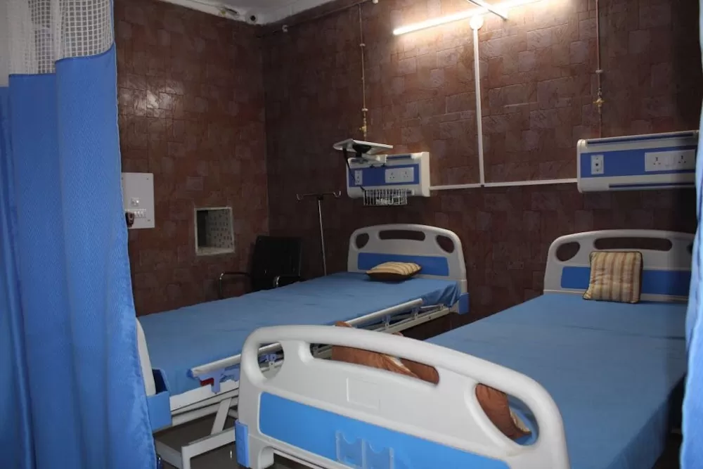 Madaan Medical Center-Orthopedic, Fracture, Knee, Back Pain | Maternity, Normal Delivery,Pregnancy,Gynaecologist, Infertility - Photo 5