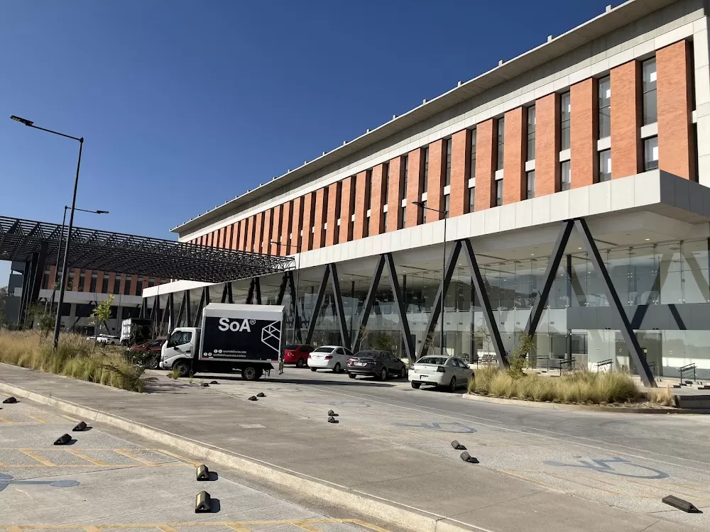 Hospital Civil de Oriente - Photo 7