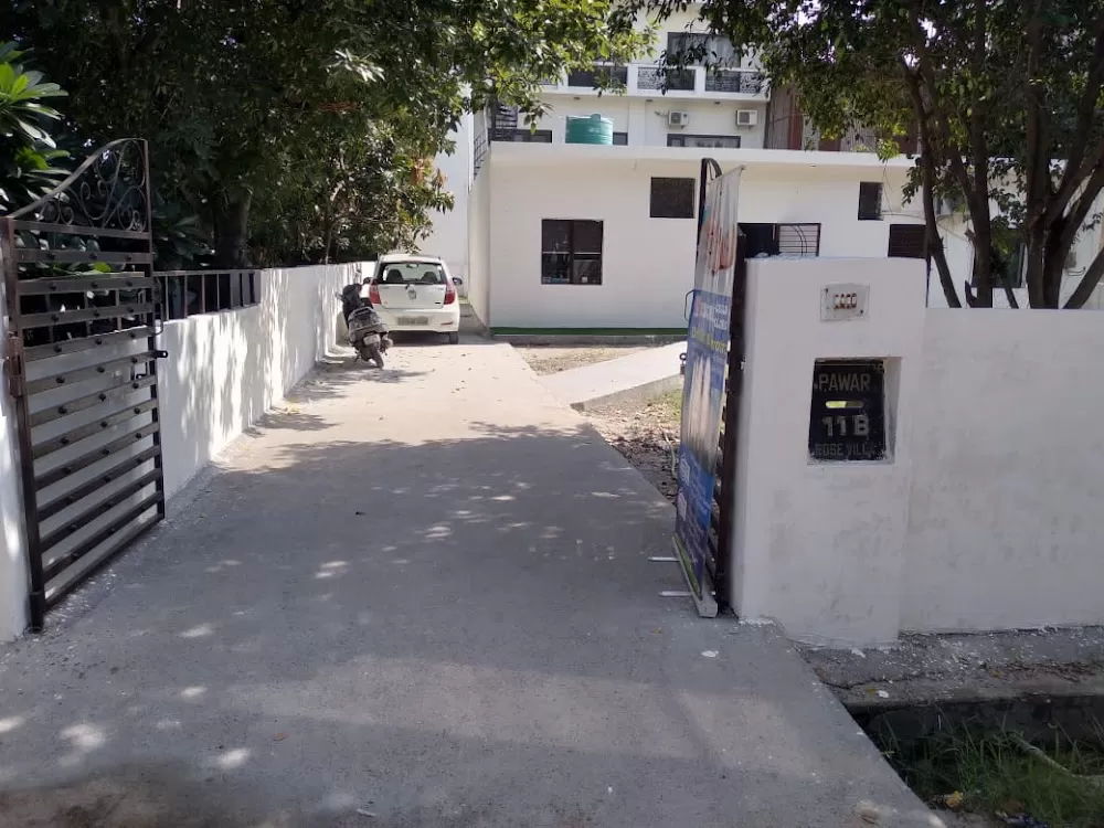 KIDGENIX CHILD CLINIC (Dr Nikhil Mehrotra) - Photo 3