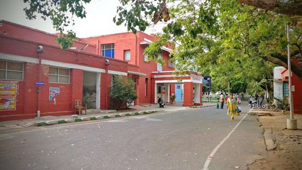 Government Kasturba Gandhi Hospital for Women and Children - Photo 2