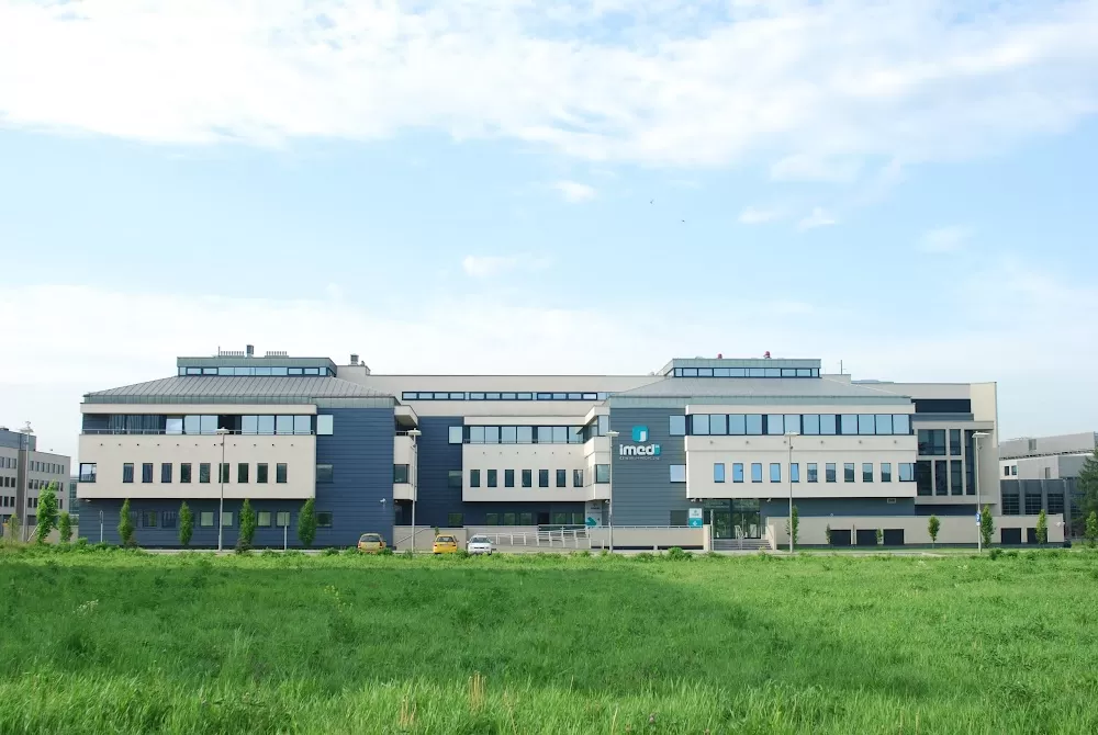 IMed24 Medical Center - Photo 4