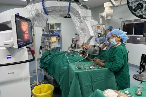 Dr. Shruti Sharma ENT Specialist in Mumbai - Best Ear, Nose, Throat Surgeon in Mumbai - Photo 5