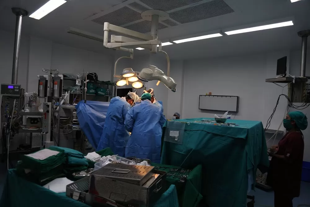 Dr. Bipin Vibhute - Liver Transplant & HPB Surgeon in Pune - Photo 3