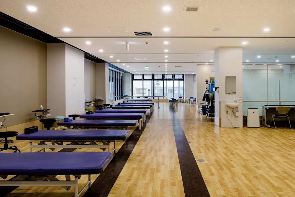 Osaka Orthopedic Surgery Hospital - Photo 4