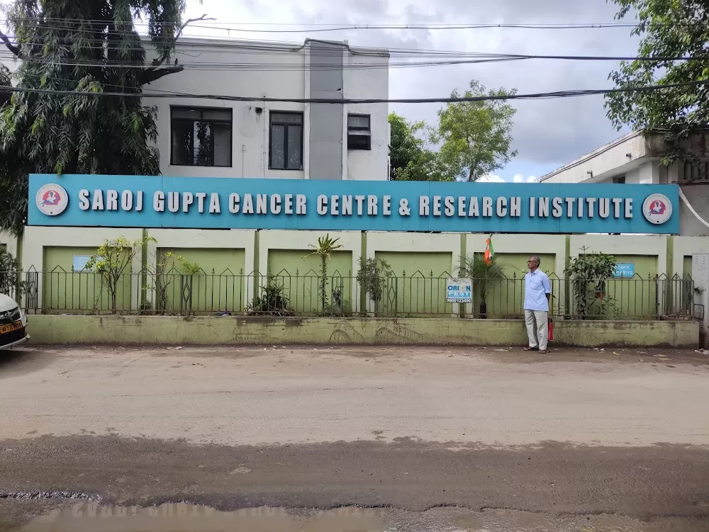 Saroj Gupta Cancer Center & Research Institute - Photo 8