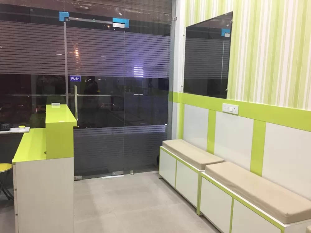 NETRA POINT (COMPLETE EYE CENTER) - Photo 4