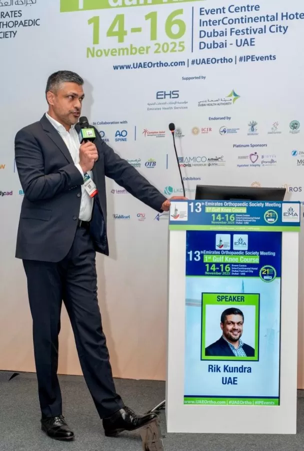 Dr. Rik Kundra - Photo 8