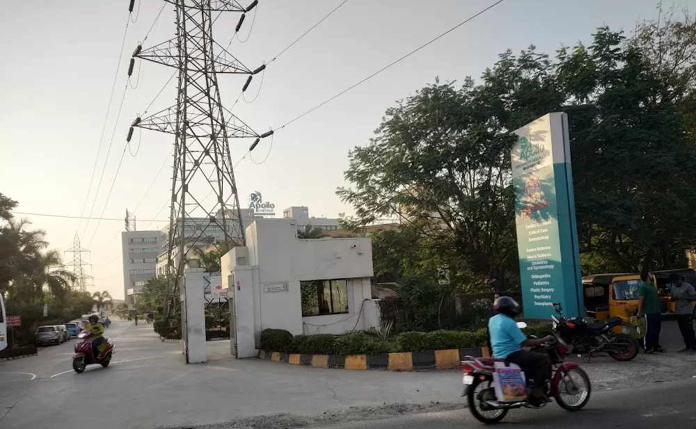 Apollo Speciality Hospitals | Best Hospital in Vanagaram - Photo 1