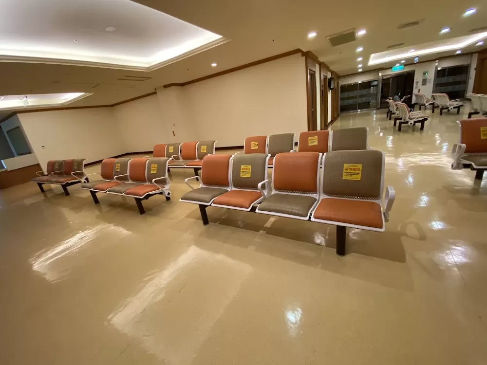 E-Da Cancer Hospital - Photo 4