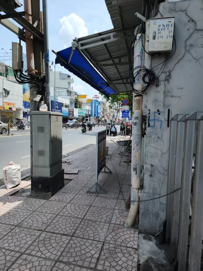 Bệnh Viện Ban Ngày - Photo 4