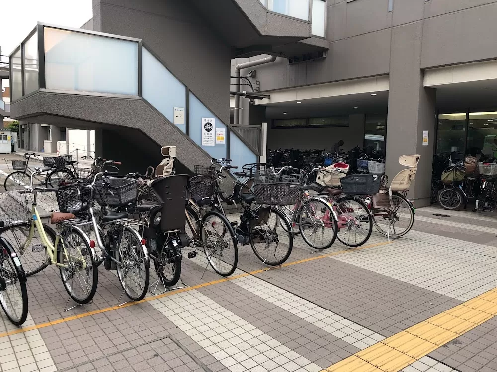 Tokyo Metropolitan Komagome Hospital - Photo 8