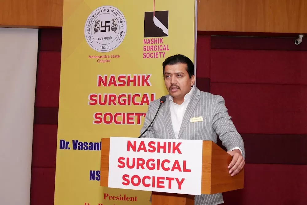 𝐃𝐫. 𝐒𝐚𝐜𝐡𝐢𝐧 𝐃𝐞𝐨𝐫𝐞 | Hernia Doctor | Fissure | Laparoscopic Surgeon | Piles Doctor In Nashik | Appendix Doctor In Nashik - Photo 7
