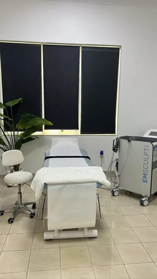 Roya Medical Center ( IVF ) ( Cosmetic Dermatology) ( Slimming) - Photo 2