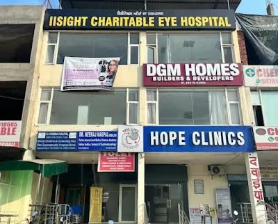 IISIGHT CHARITABLE EYE HOSPITAL/ BEST EYE HOSPITAL/ BEST EYE CLINIC IN MOHALI / BEST EYE HOSPITAL IN KHARAR