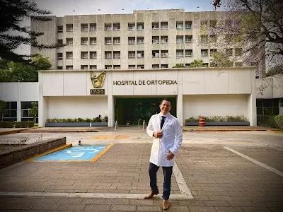 Dr. Edwin Acosta Traumatólogo - Ortopedista - Artroscopista