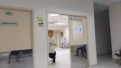 Ophthalmology - Eye Center Lam Wah Ee Hospital