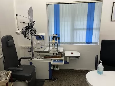 Dr. Rohit Laul Modern Eye Hospital