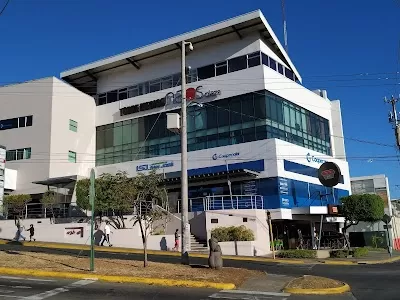 Naos Plaza