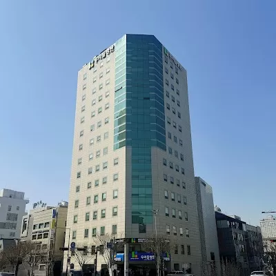 Wooridul Spine Hospital (Cheongdam Branch)