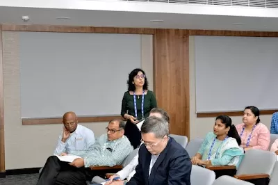 Dr Roshmi Gupta