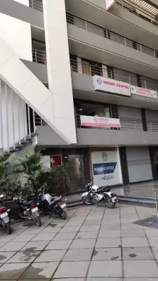 Vardan Hospital