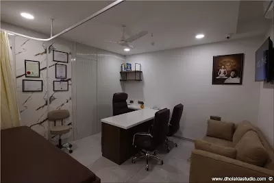 Parshva Hospital | Orthopedic and Pediatric | Dr. Sapan Vora | Dr. Jaini Vora | Arthroscopy | Knee replacement in Ahmedabad
