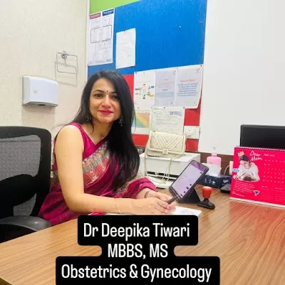 Dr Deepika Tiwari- Gynecologist & Pregnancy Specialist Doctor