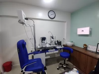 ALOK NETRALAYA (Dr Ashish Badgujar)