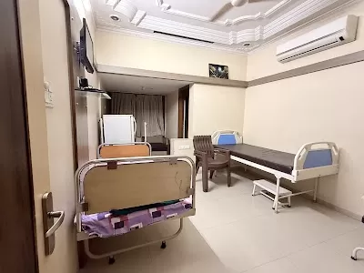 Paras Advanced Center For Fetal Medicine - Gynaecologist in Naranpura