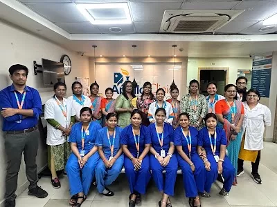 Apollo Clinic - Sarat Bose Road