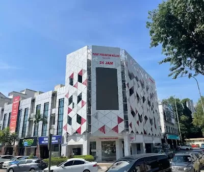 Pusat Perubatan Naluri