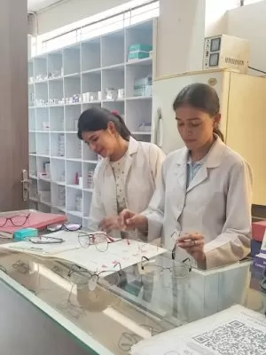 Vishwas Eye Hospital - Dr. Parul Goyal Eye Specialist in Zirakpur