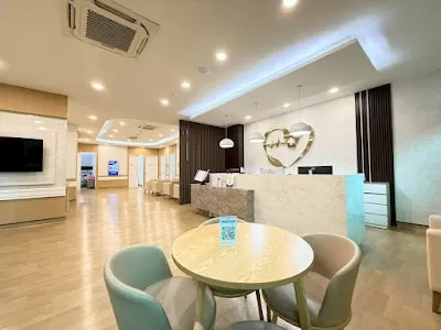 Vichaivej International Hospital Nong Khaem