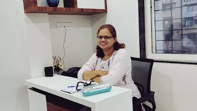 Dr Shraddha Kulkarni -Pulmonologist in Baner Balewadi Aundh Pune | Asthma Specialist, Pneumonia, COPD, TB, Allergist in Pune