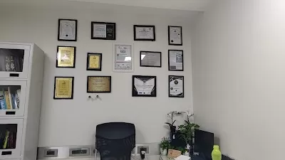 Dr Nagendra Parvataneni | Best Oncologist Hyderabad 30000 surgeries performed | Lead Robotic Surgeon | Breast, Thyroid Cancer