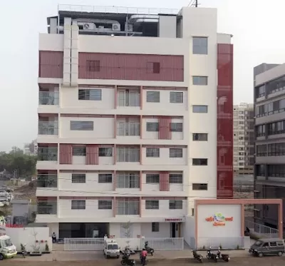 Nine Pearls Hospital