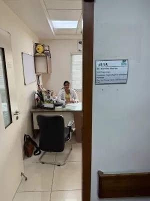 Dr Harshita Sharma - Nephrologist