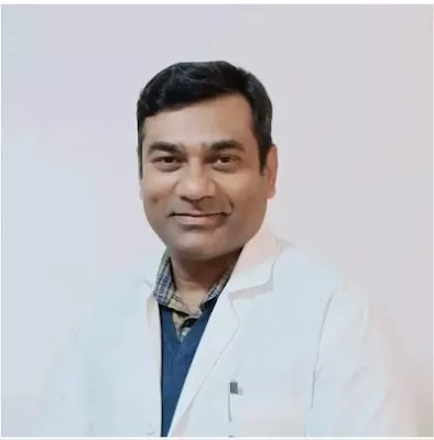Dr. Vineet Gupta - ENT Doctor | Sinusitis | Tonsillitis | Nasal Polyps | Adenoids | DNS | Mastoiditis | FESS | Tympanoplasty