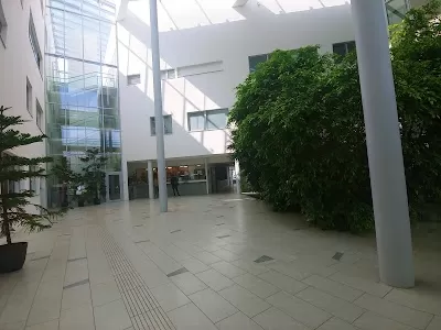 In Vitro Diagnostics Building (In Vitro)
