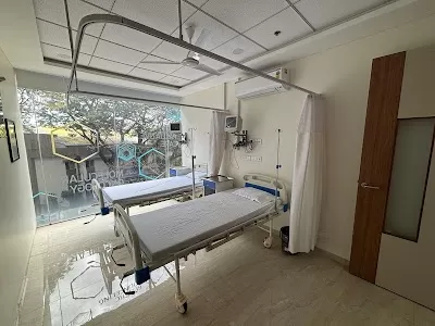 M | O | C Cancer Care & Research Centre (MOC Swargate)