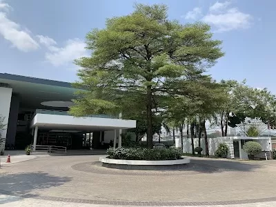 Manarom Hospital
