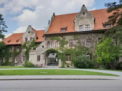kbo-Isar-Amper-Klinikum Region München - Klinik für Psychiatrie, Psychotherapie und Psychosomatik