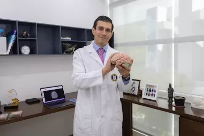 Dr. Arturo Sotomayor - Neurocirujano