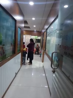 Chir Ayu Children Hospital - Best Pediatrician in Vadodara/Newborn Specialist/Lactation Management/Children Hospital